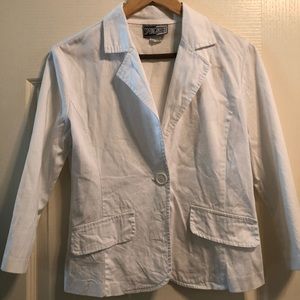 White crop jacket